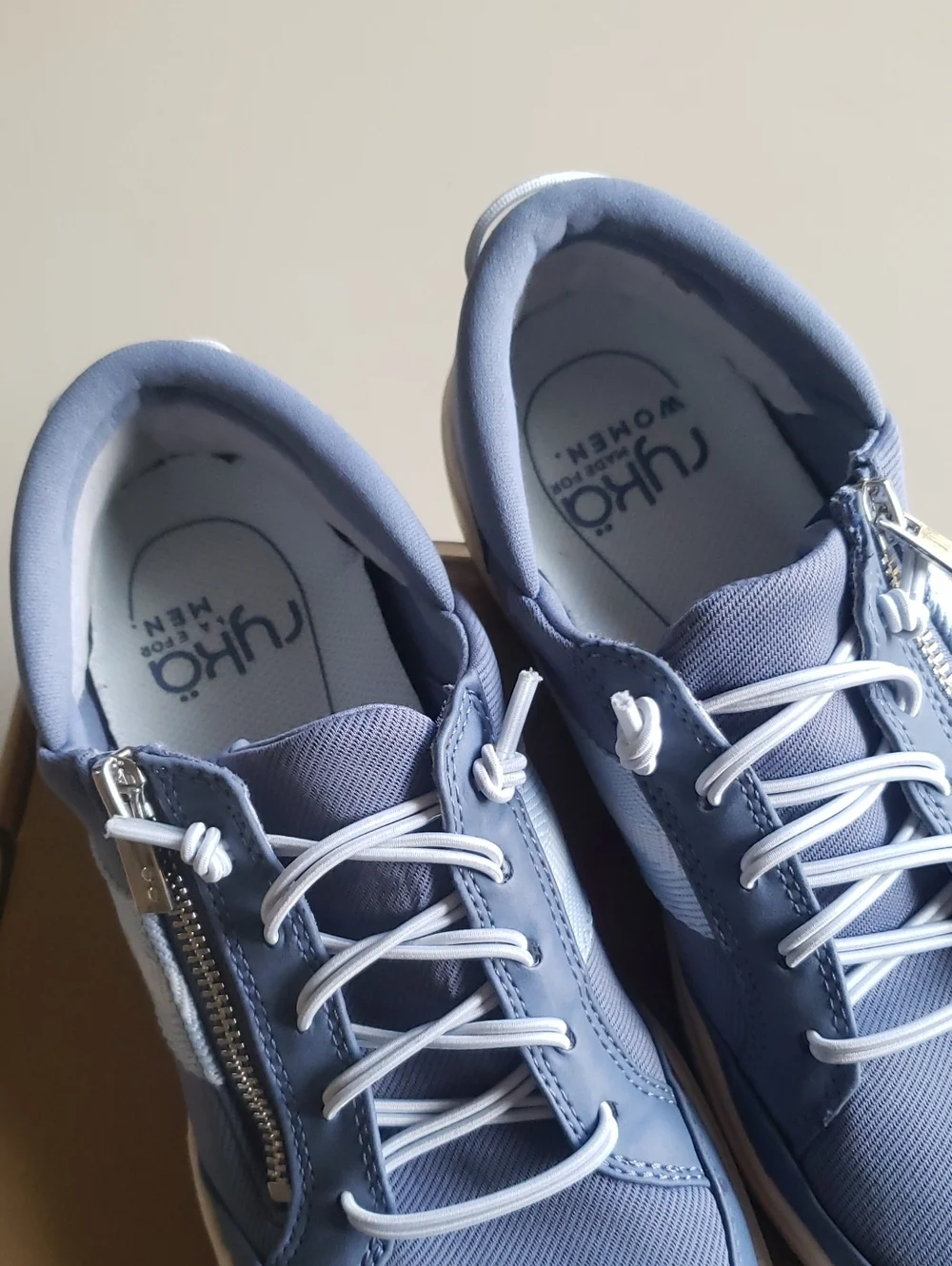 Ryka Carefree Zip Lifestyle Shoes 8.5
